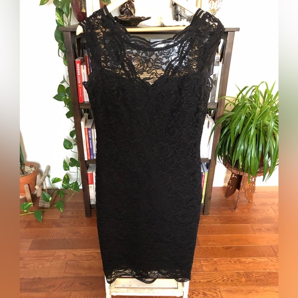 Little black dress 👗 - Picture 1 of 4